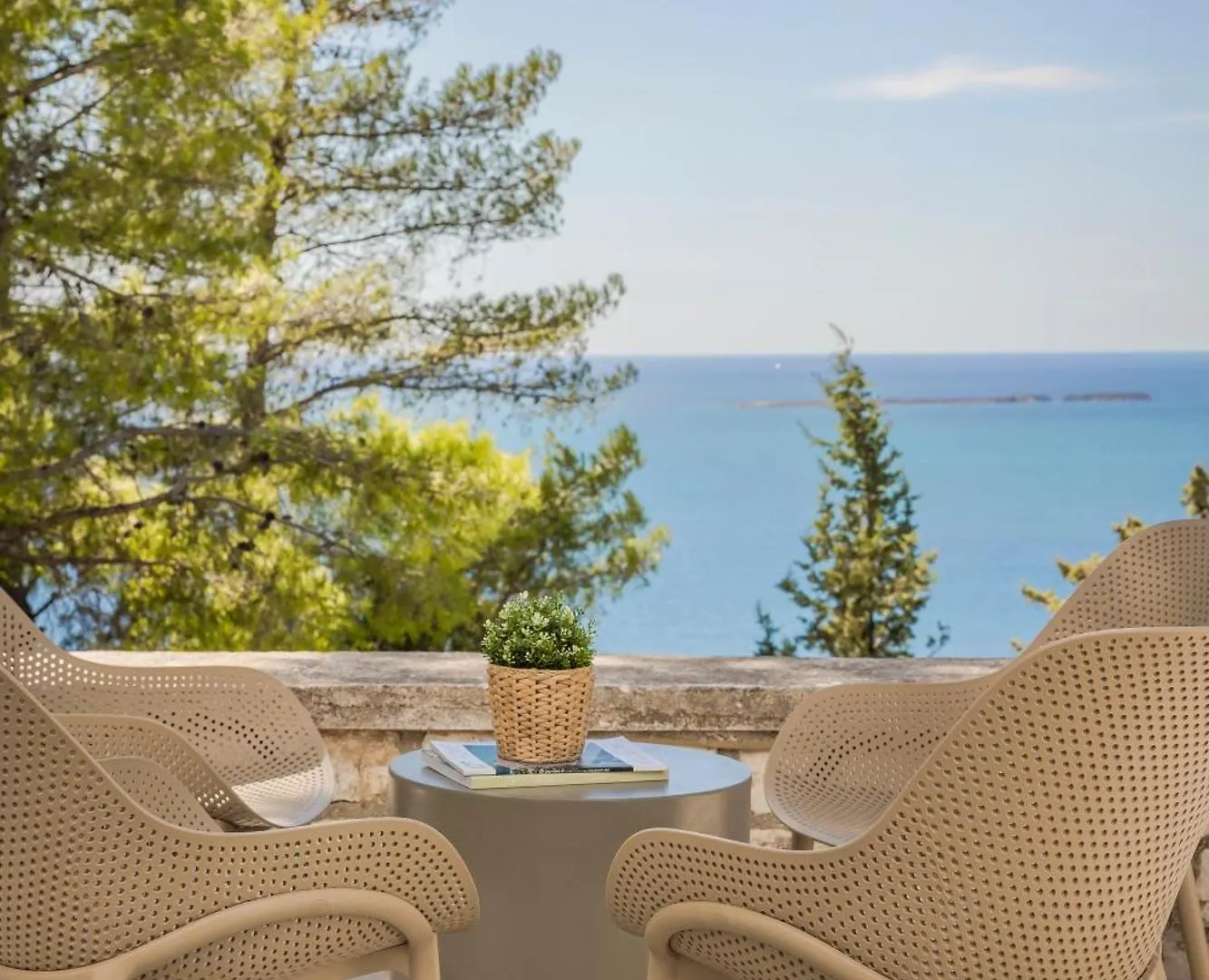 Апартаменты 360ᵒ Residences Хелмата