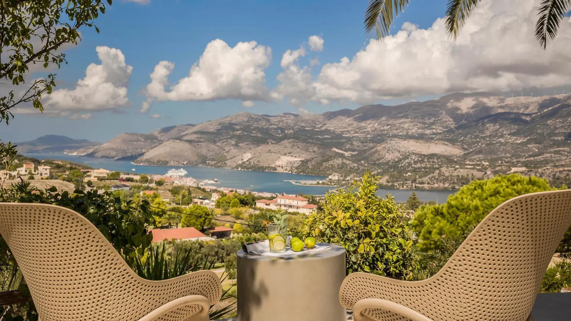 360ᵒ Residences Khelmata Greece