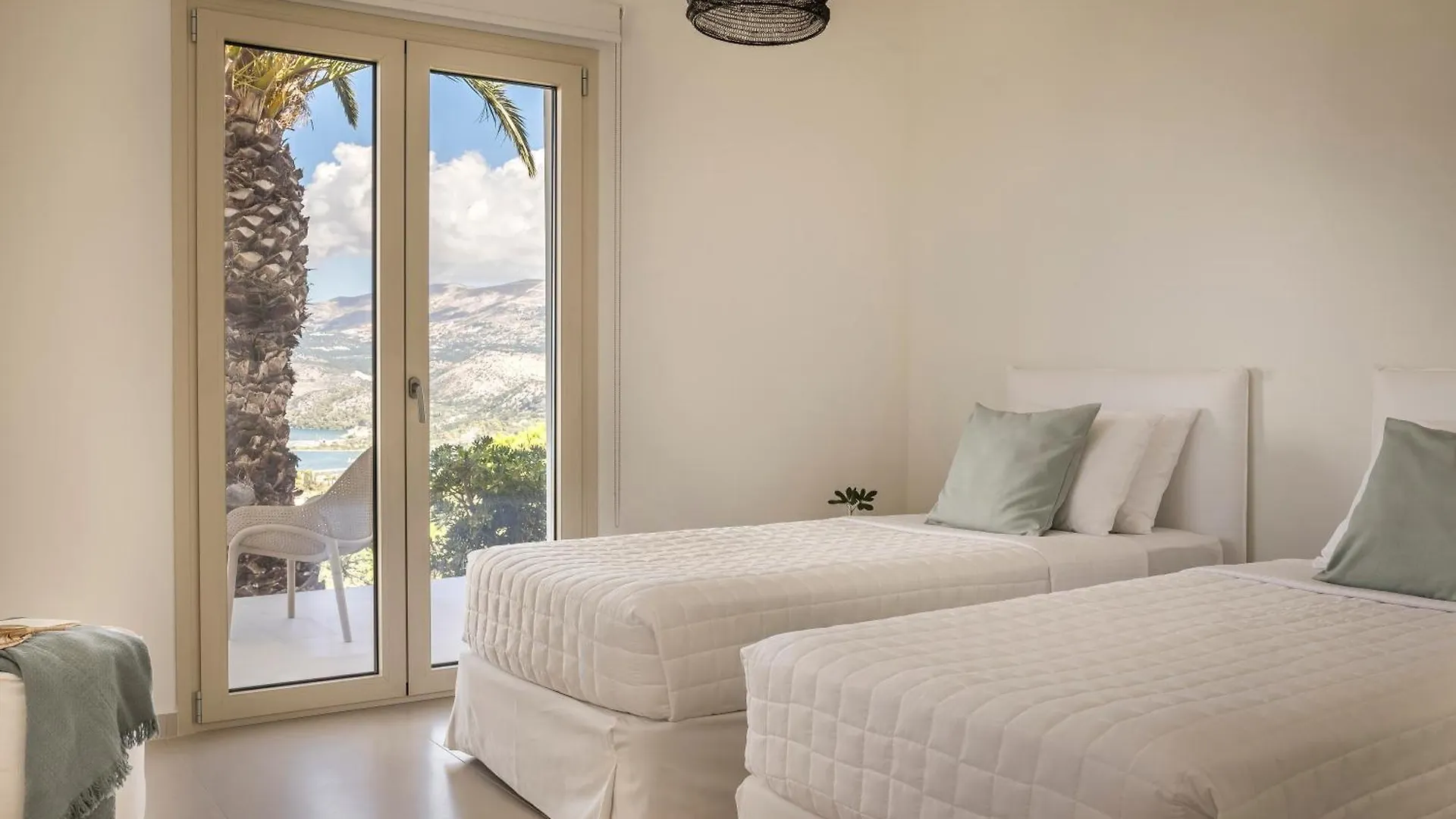 360ᵒ Residences Khelmata Greece