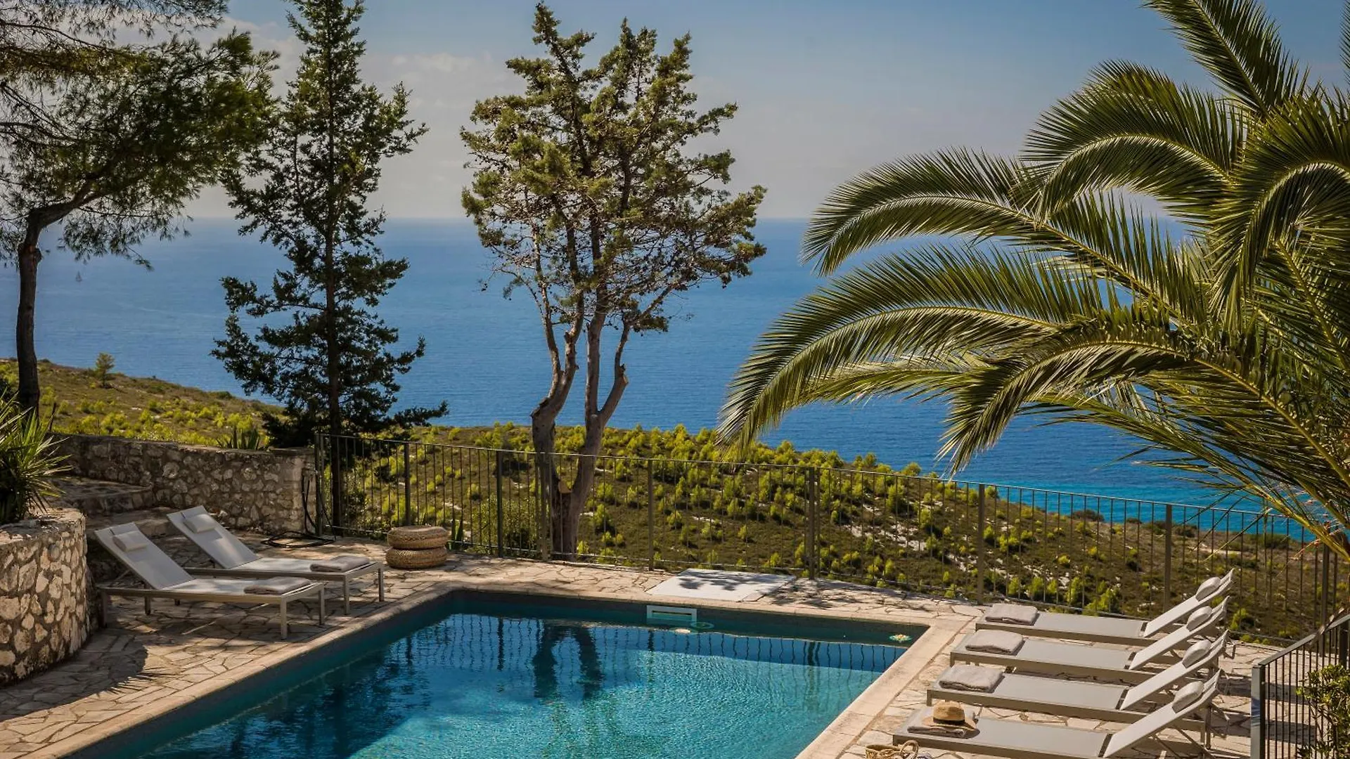 Apartment 360ᵒ Residences Khelmata Greece